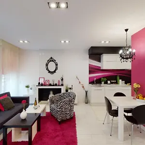 Pink Rydygiera 2a Tectum Wrocław